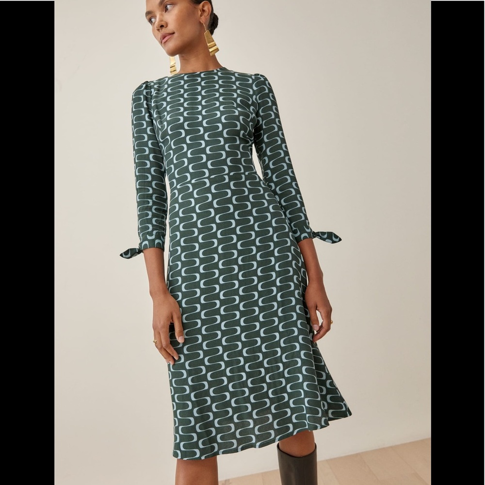 Reformation port dress in Venture, size 2